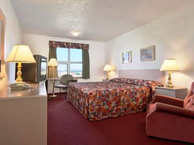 Super 8 By Wyndham Calgary/Airport Otel Oda fotoğraf